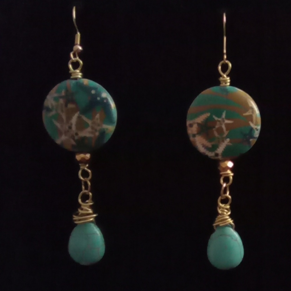 Beachy Turquoise Earrings. Cute!!